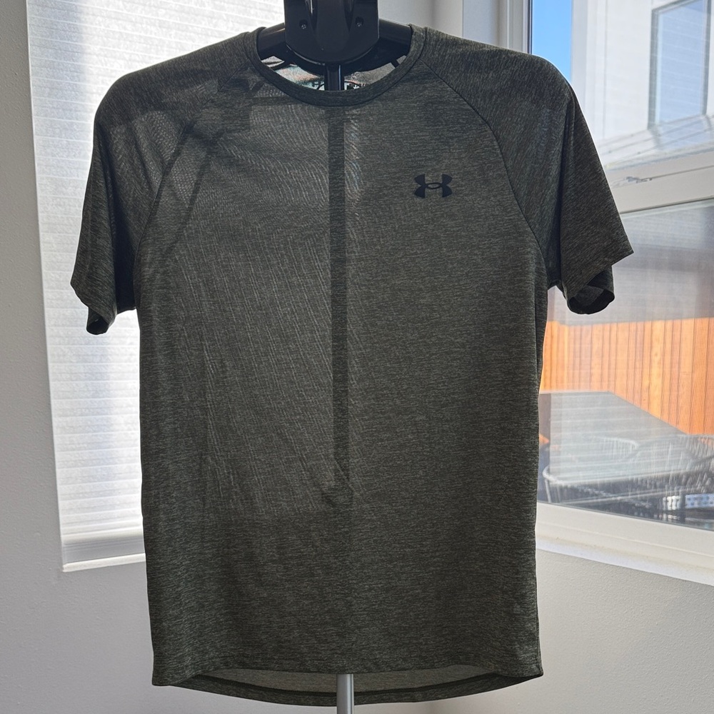 Under Armour Men's Green Short Sleeve Dry Fit Tee